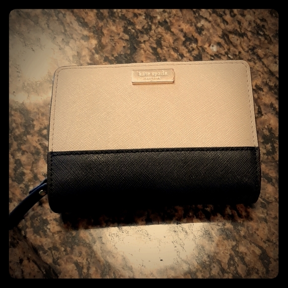 kate spade Handbags - Kate Spade Wallet